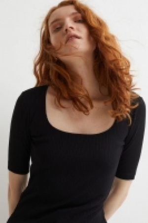 Geripptes Shirt 6.99 €
