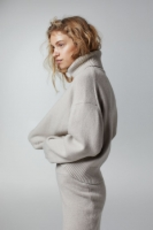 Oversized Rollkragenpullover 22.99 €