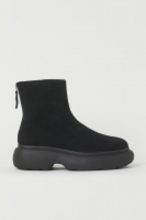 HM  Gefütterte Velourslederboots