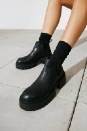 Chelseaboots 22.99 €
