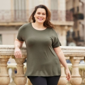 Damen-T-Shirt mit Knopf am Arm, große Größen 12.99 €