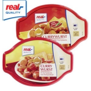 Currywurst in Currysauce oder extra scharfe Currysauce, mit Holzpiekse