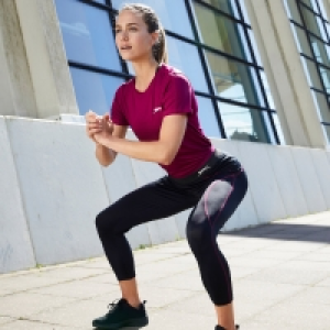 Damen-Sportleggings mit elastischem Bund 10.13 €
